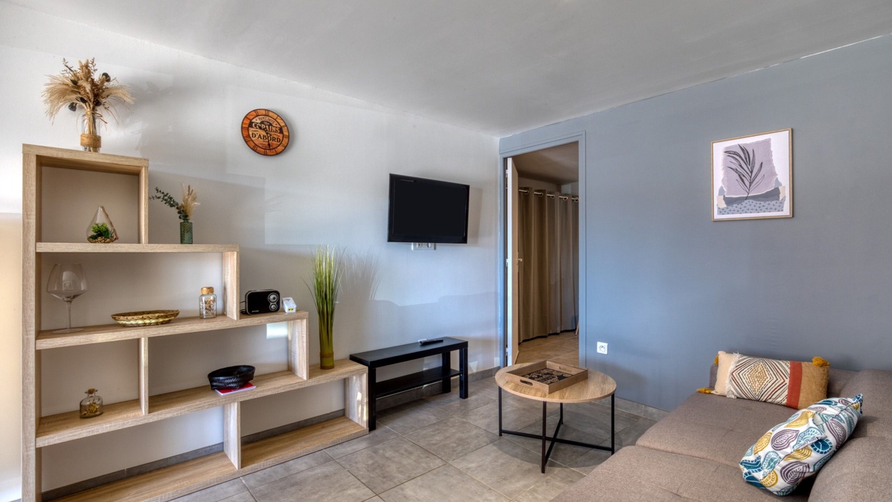 Photo of Livingroom in Montagnac