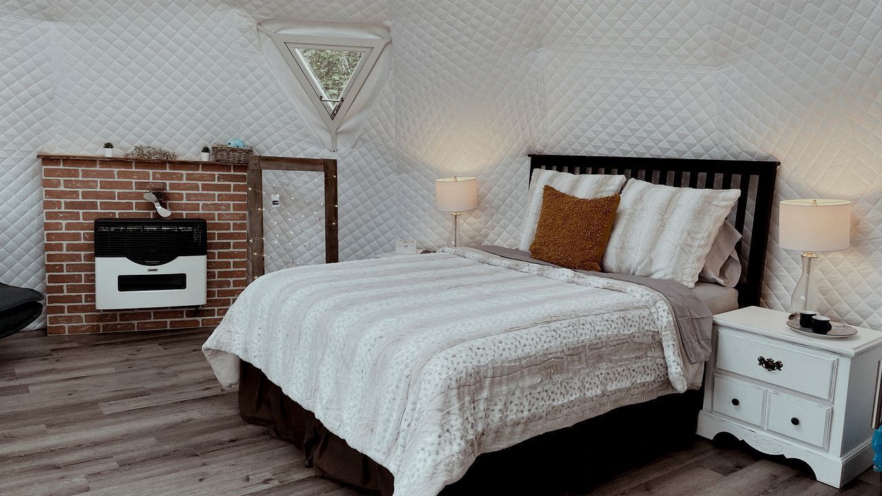 Photo of Bedroom in Whitestone