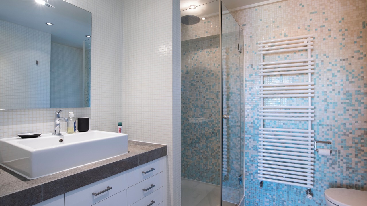 Photo of Bathroom in Les Eaux-Vives