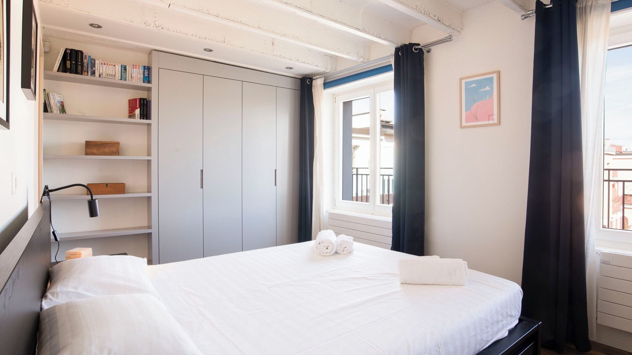 Photo of Bedroom in Les Eaux-Vives