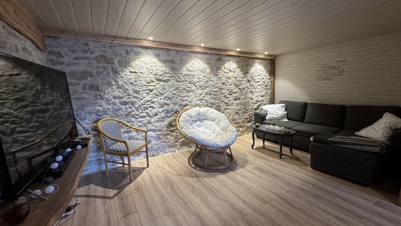 Photo of Livingroom in Thegra