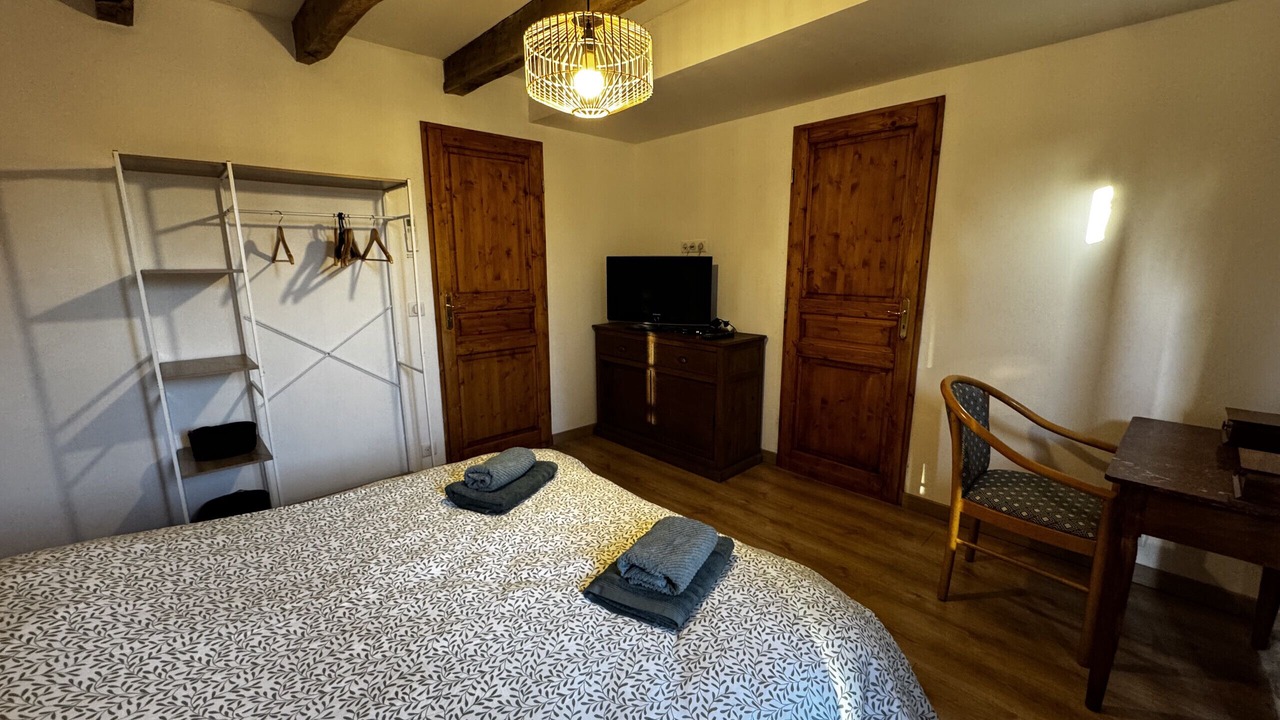 Photo of Bedroom in Thegra