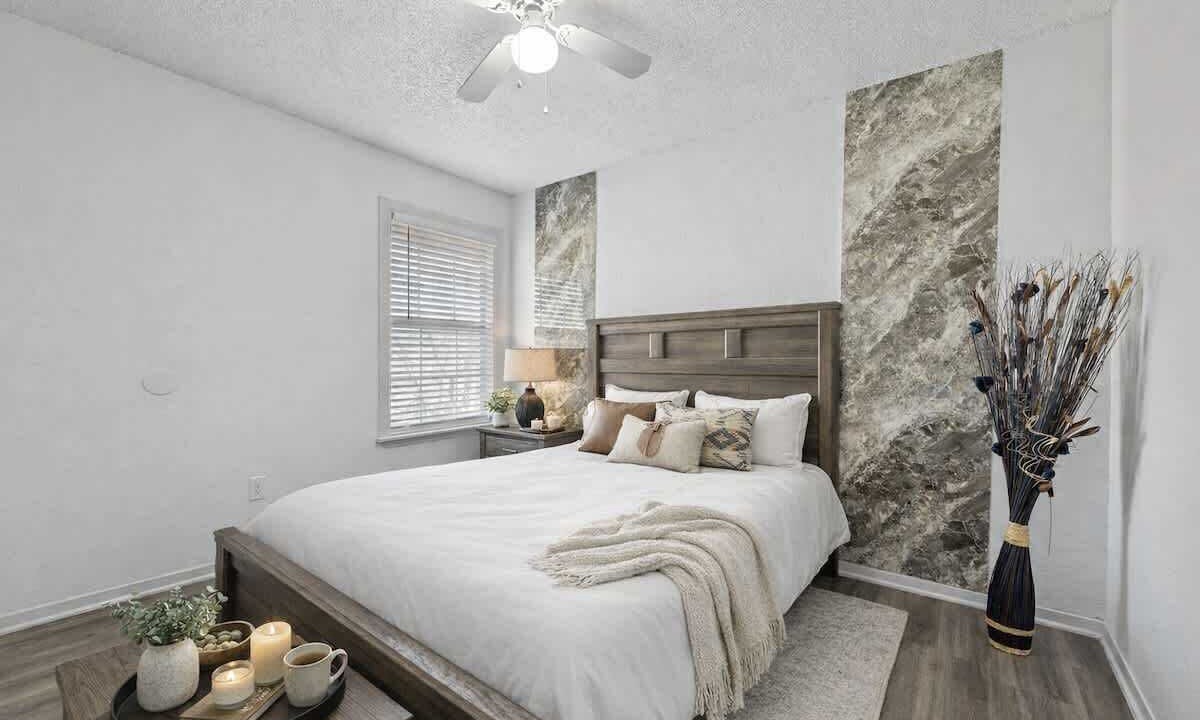 Photo of Bedroom in Central Arlington