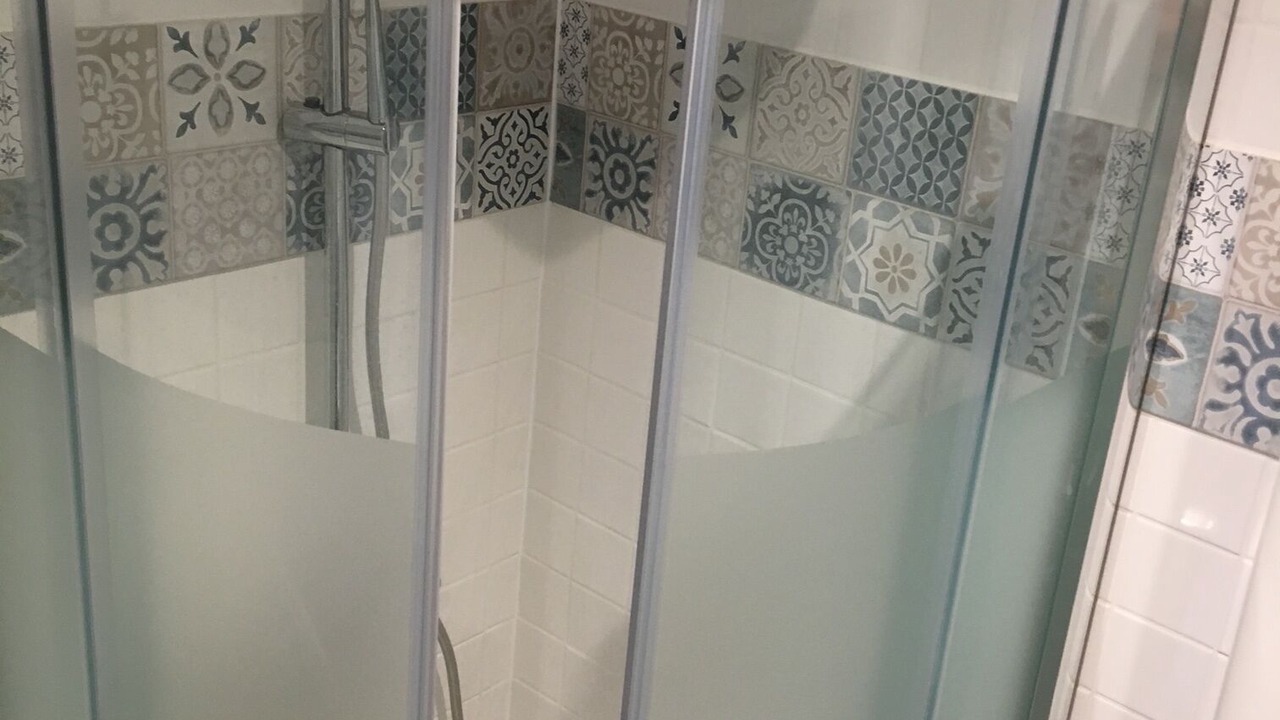 Photo of Bathroom in Fontenay-Saint-Pere