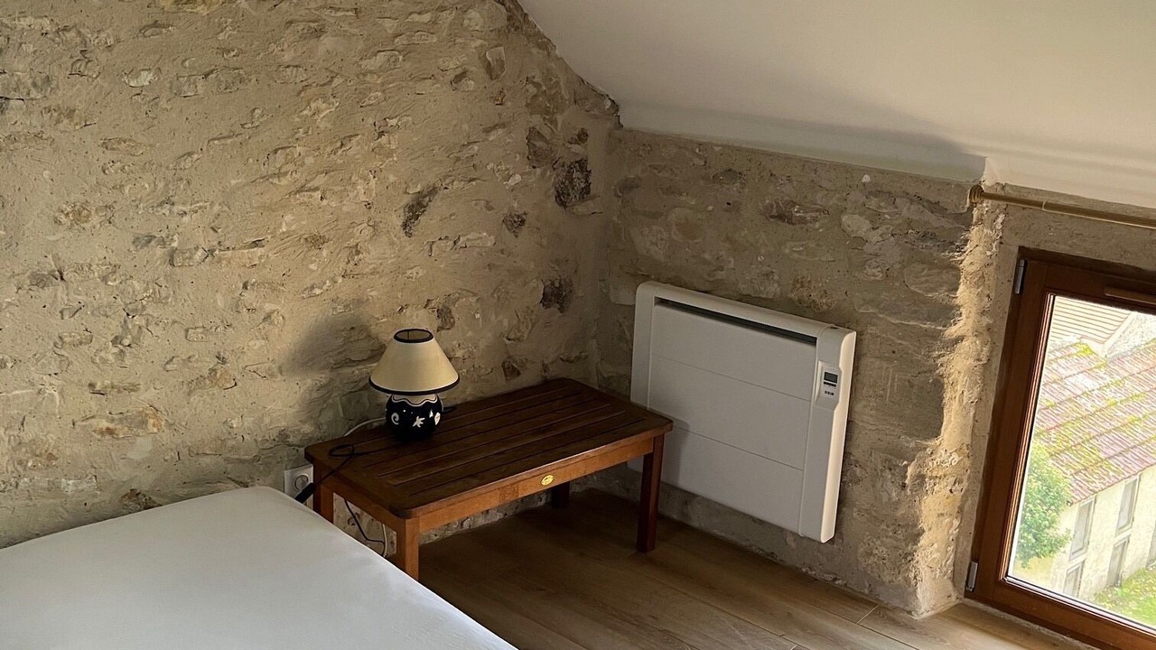 Photo of Bedroom in Fontenay-Saint-Pere