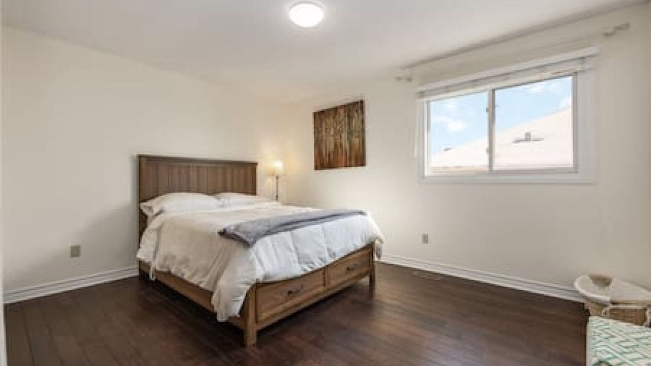 Photo of Bedroom in Pickering