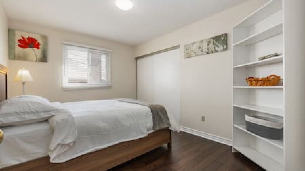 Photo of Bedroom in Pickering