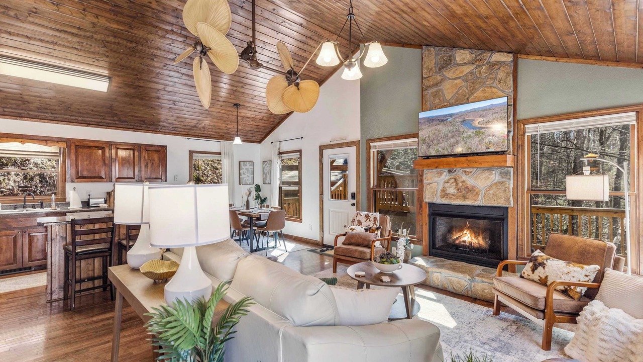 Photo of Livingroom in Tarheel