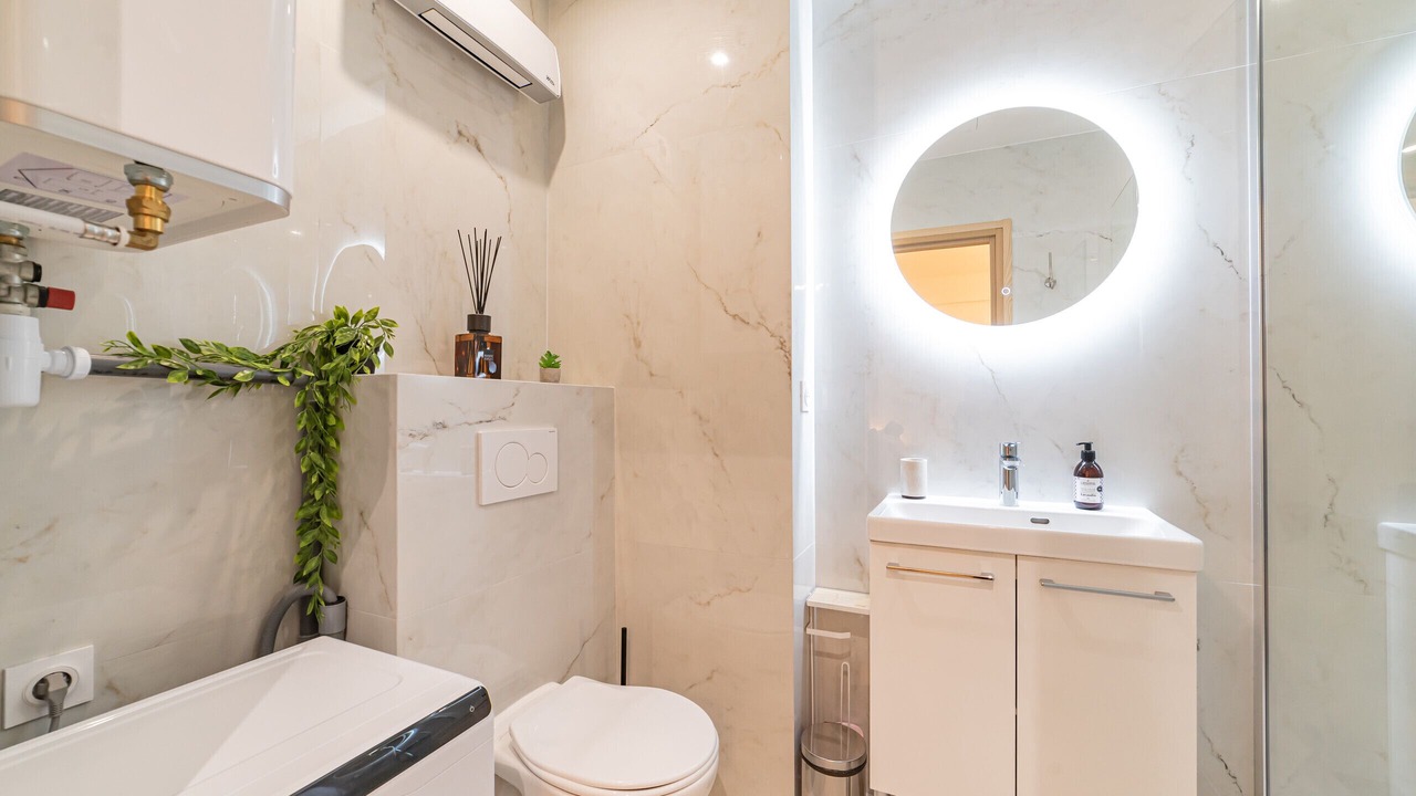 Photo of Bathroom in Nice City Centre