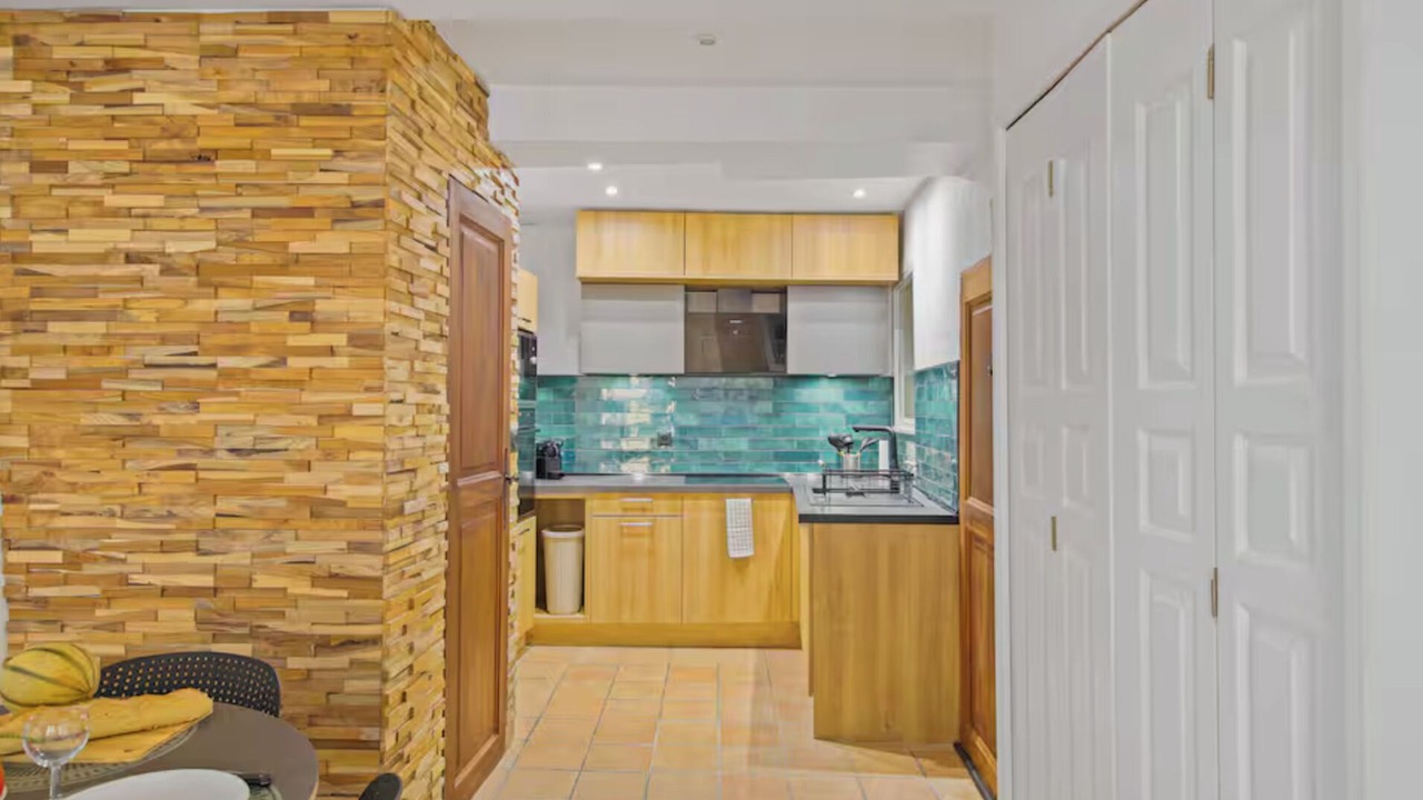 Photo of Kitchen in Hyeres City Centre