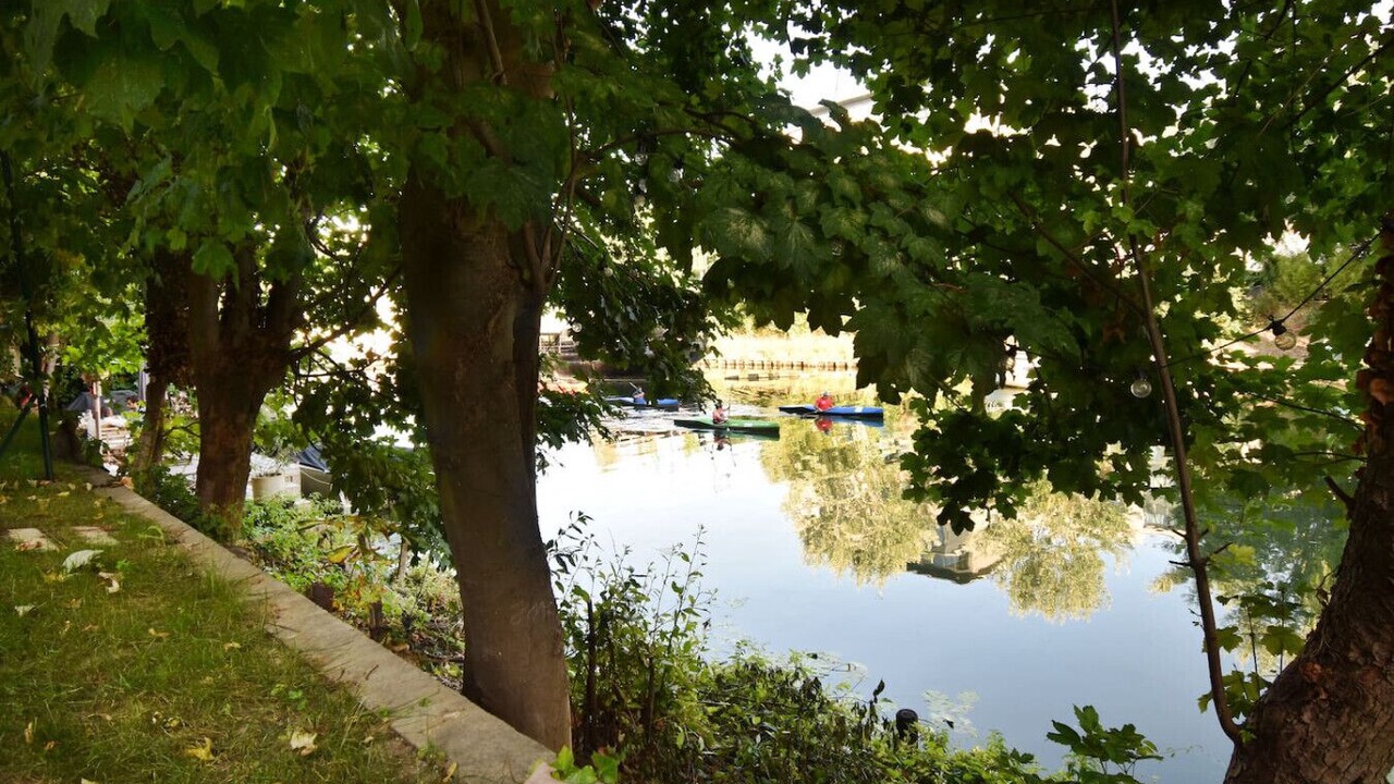 Photo of Others in Issy-les-Moulineaux