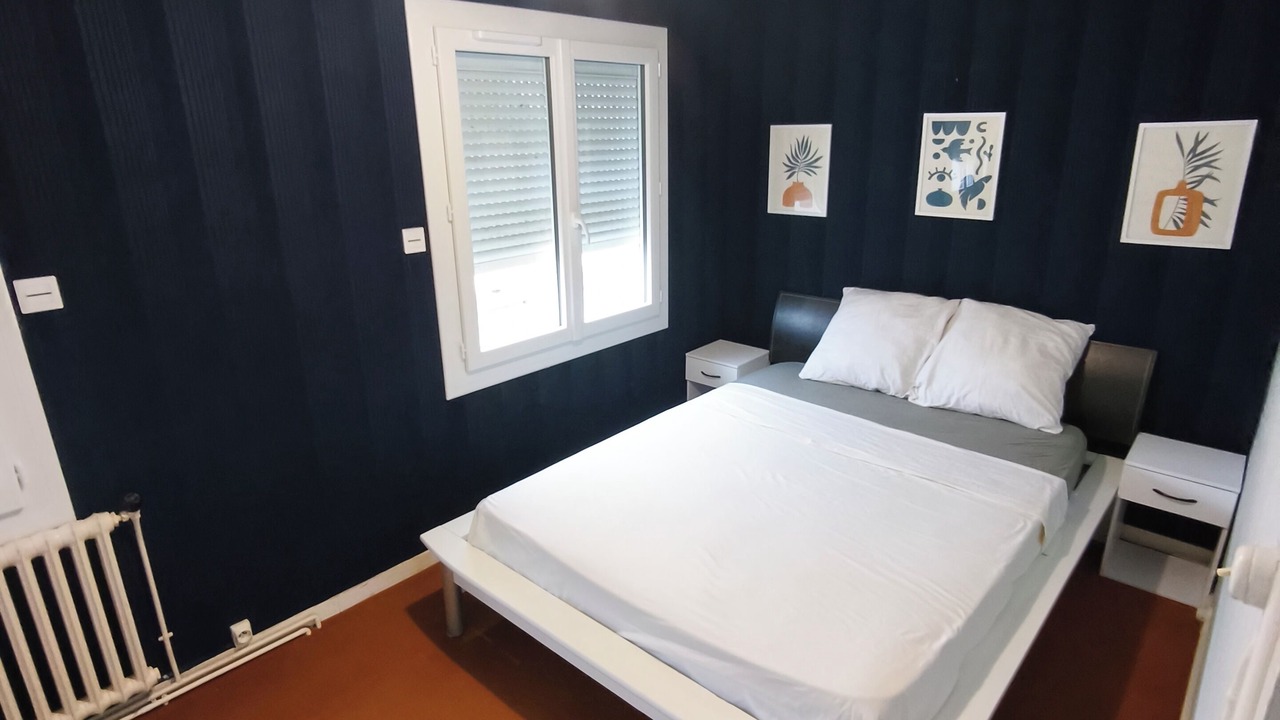Photo of Bedroom in Longue-Jumelles