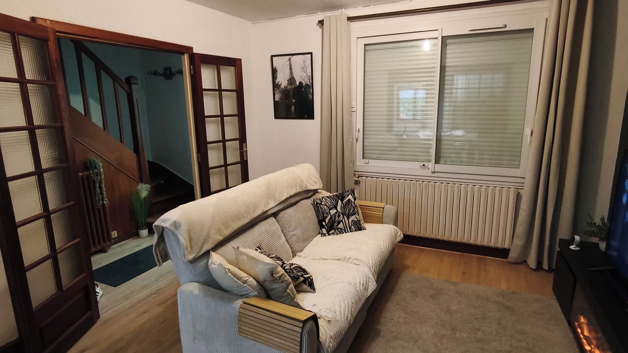 Photo of Livingroom in Longue-Jumelles