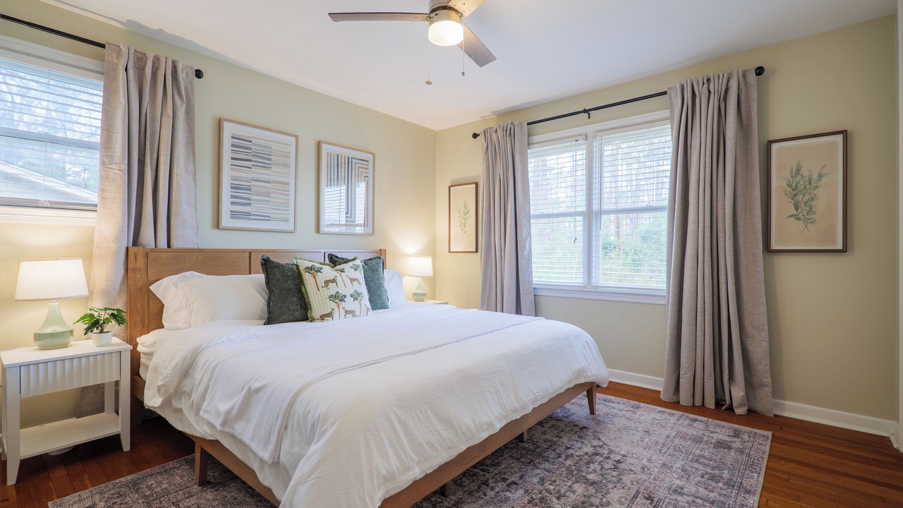 Photo of Bedroom in Valdosta