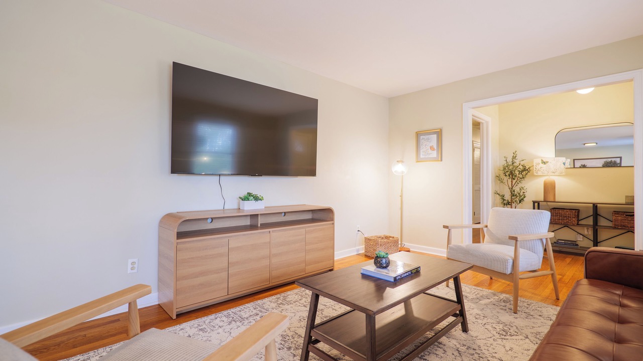 Photo of Livingroom in Valdosta