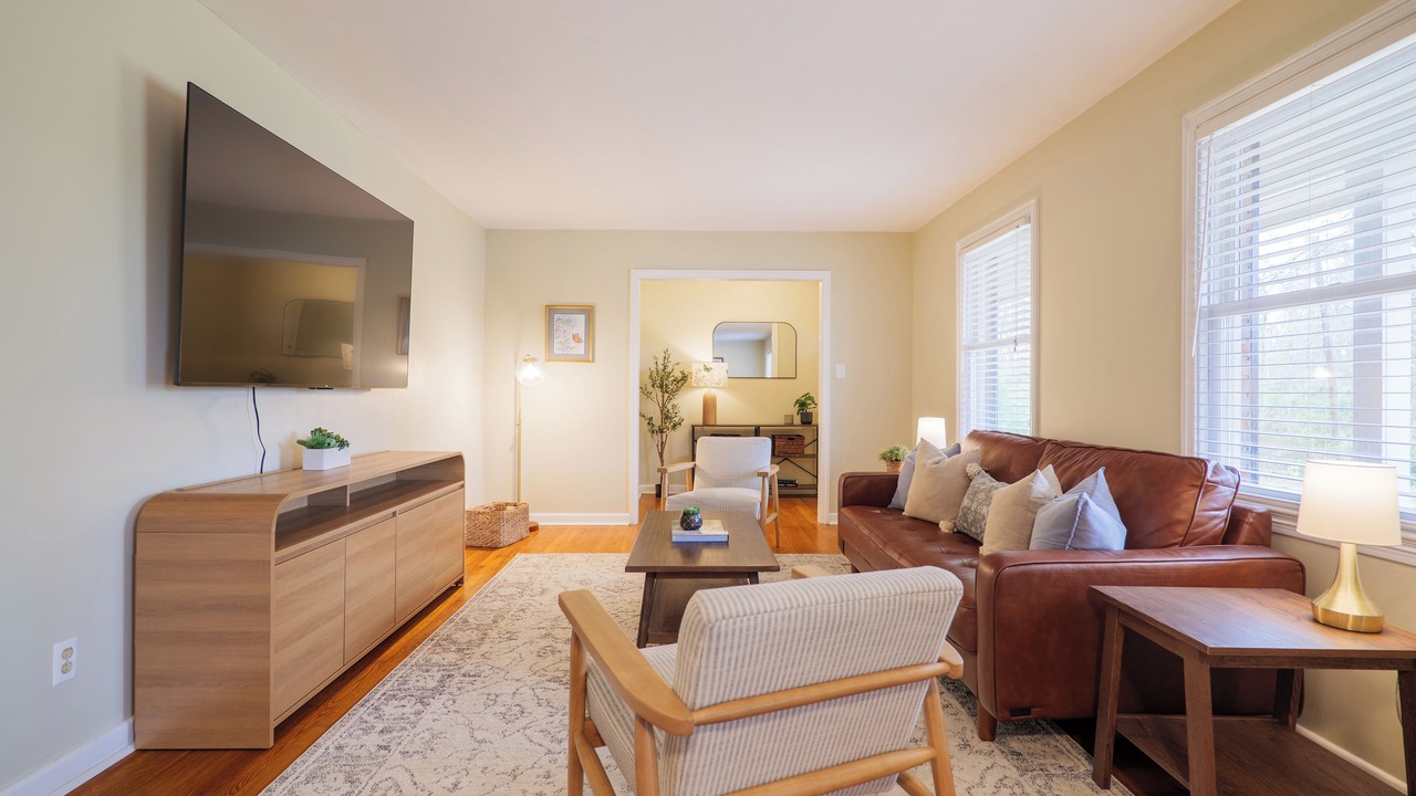 Photo of Livingroom in Valdosta