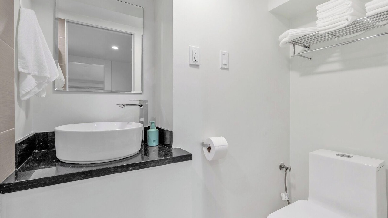 Photo of Bathroom in Outer Sunset