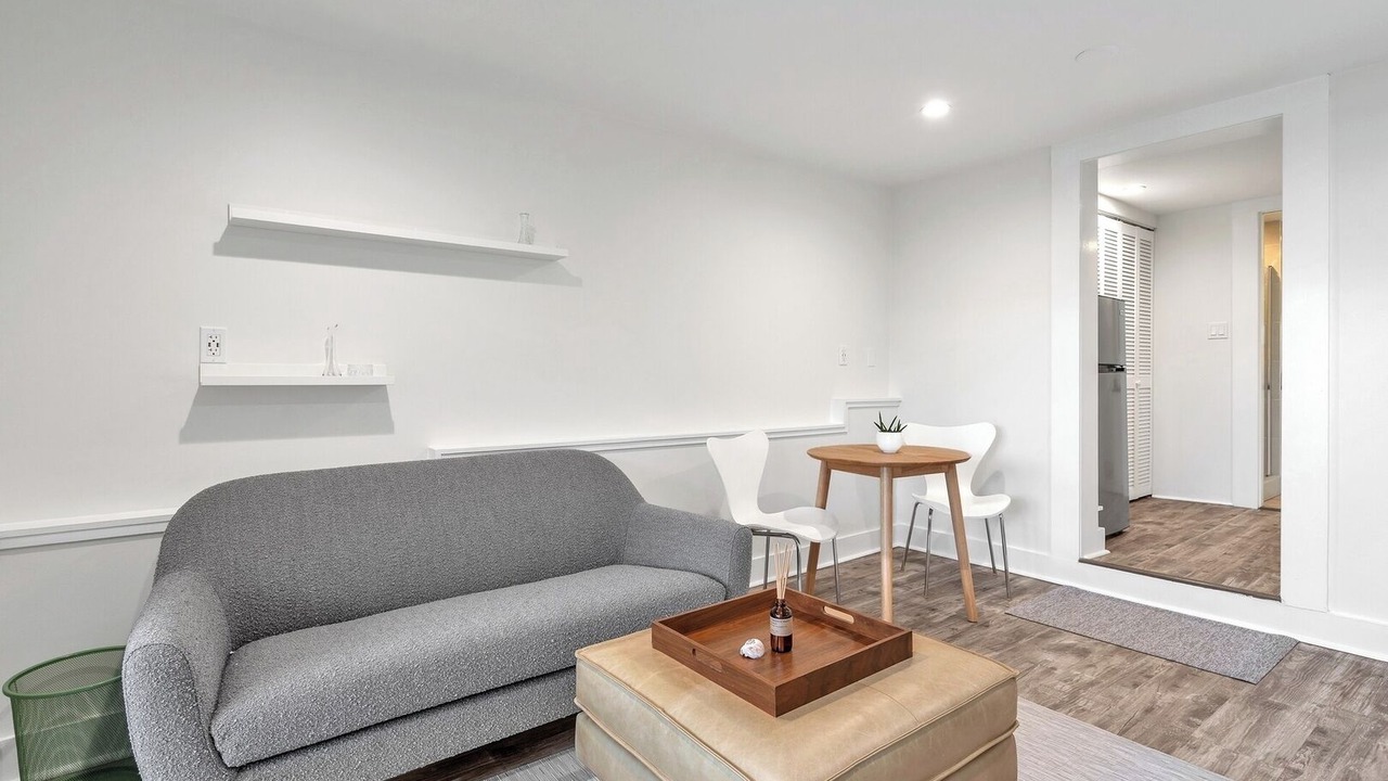 Photo of Livingroom in Outer Sunset