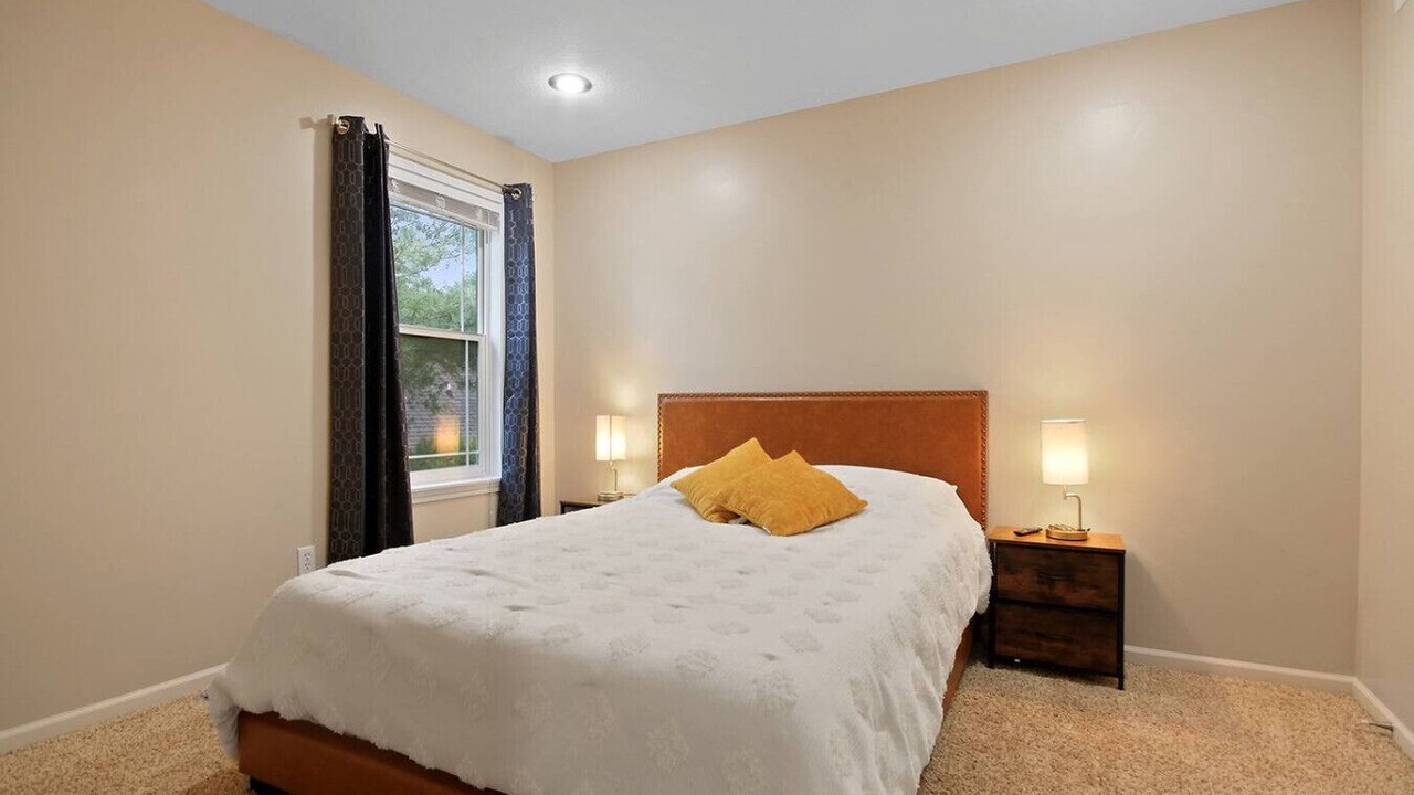 Photo of Bedroom in Columbia