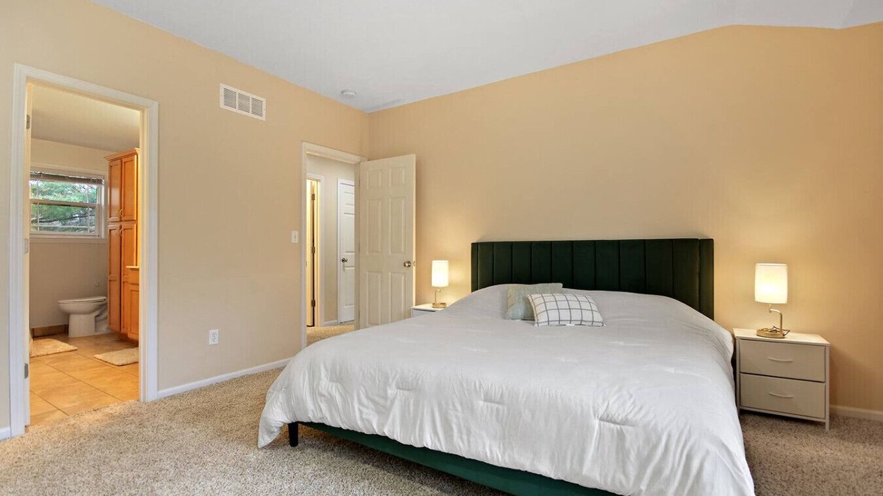 Photo of Bedroom in Columbia