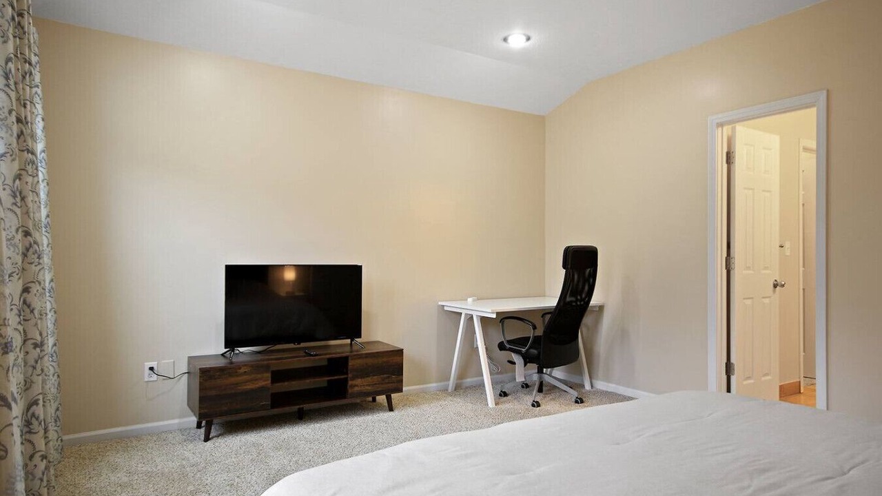 Photo of Bedroom in Columbia