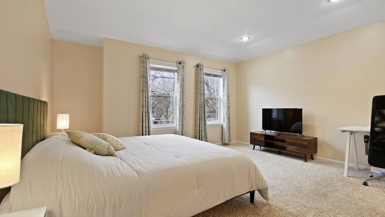 Photo of Bedroom in Columbia