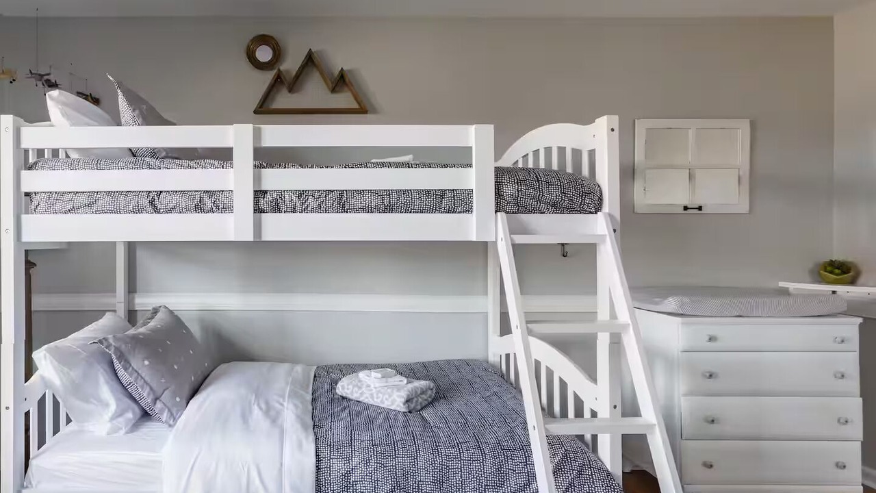 Photo of Bedroom in Royal Pines