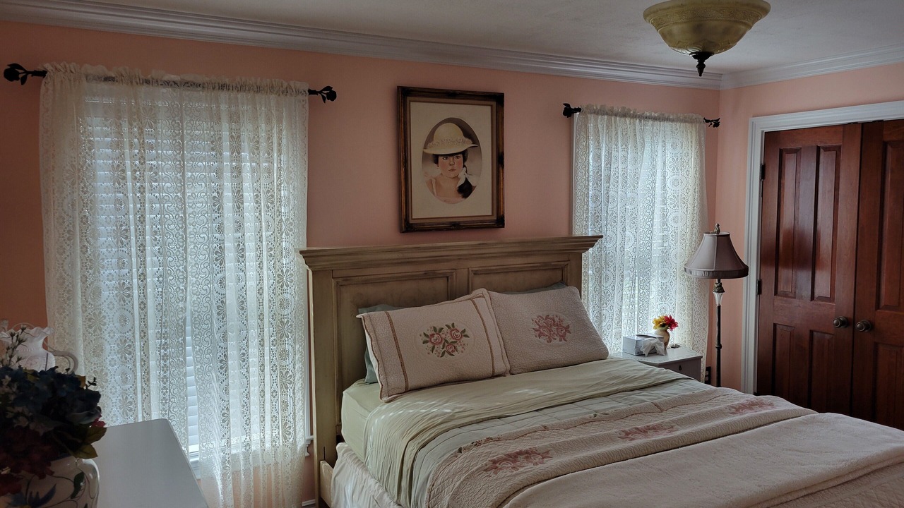 Photo of Bedroom in Madison Center