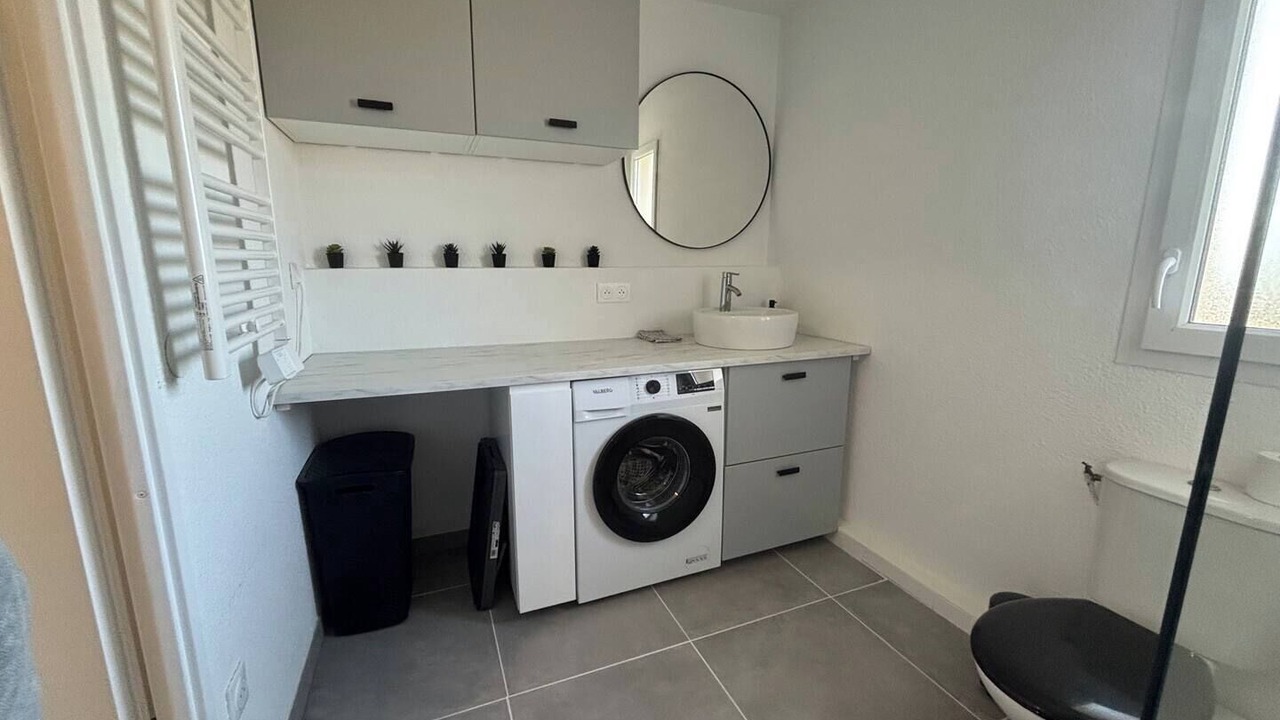 Photo of Bathroom in Saint-Hippolyte