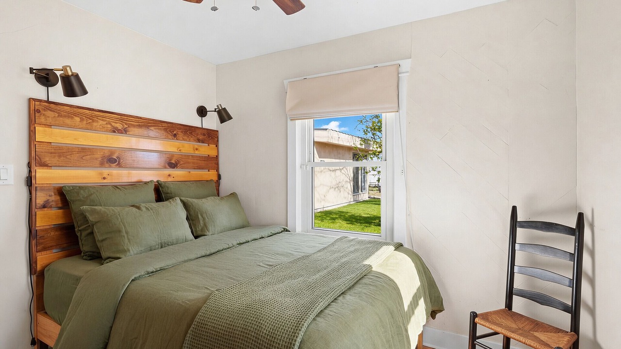 Photo of Bedroom in Nob Hill