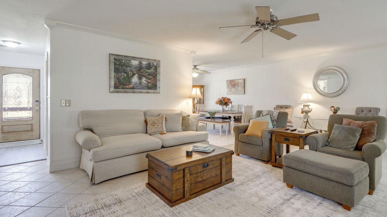 Photo of Livingroom in Bentonville - Fayetteville