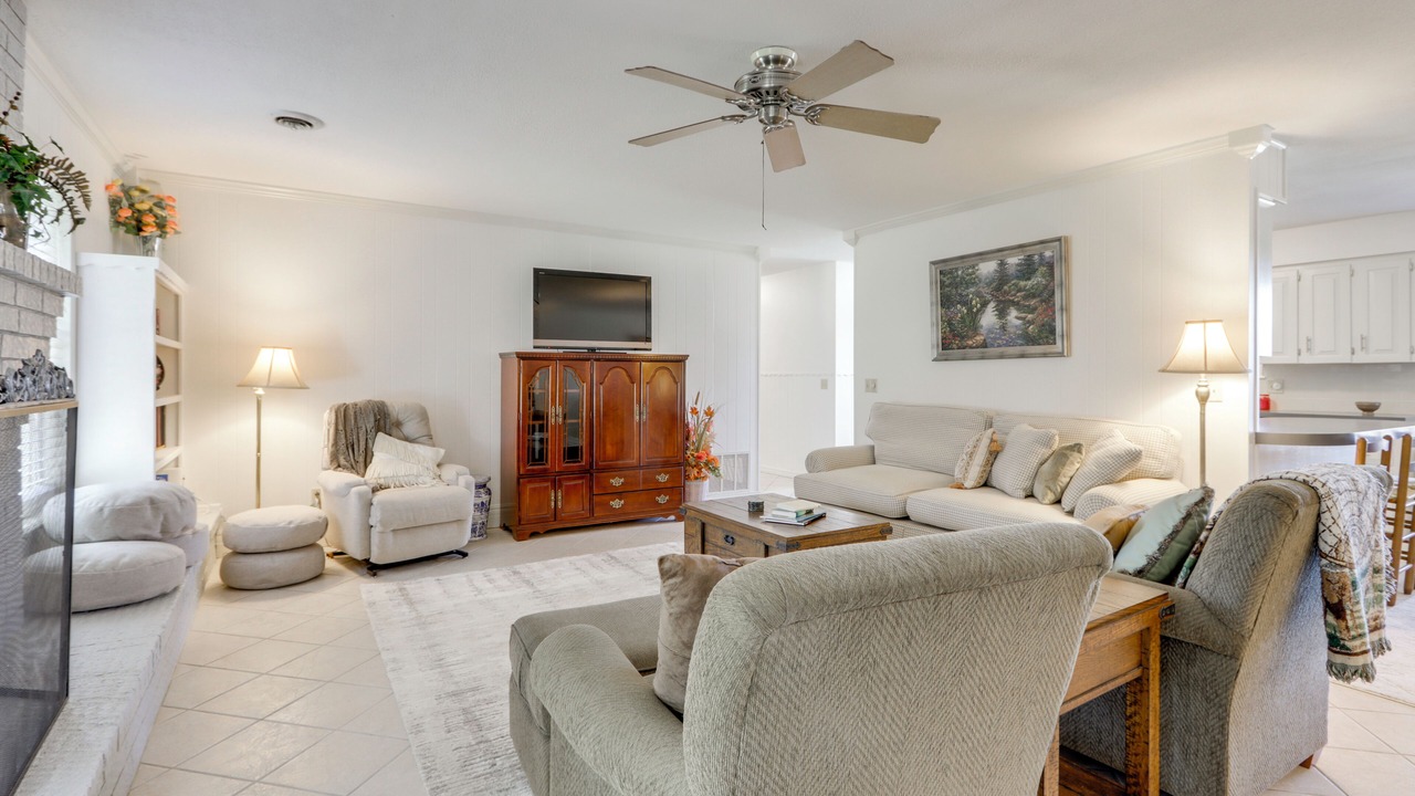 Photo of Livingroom in Bentonville - Fayetteville