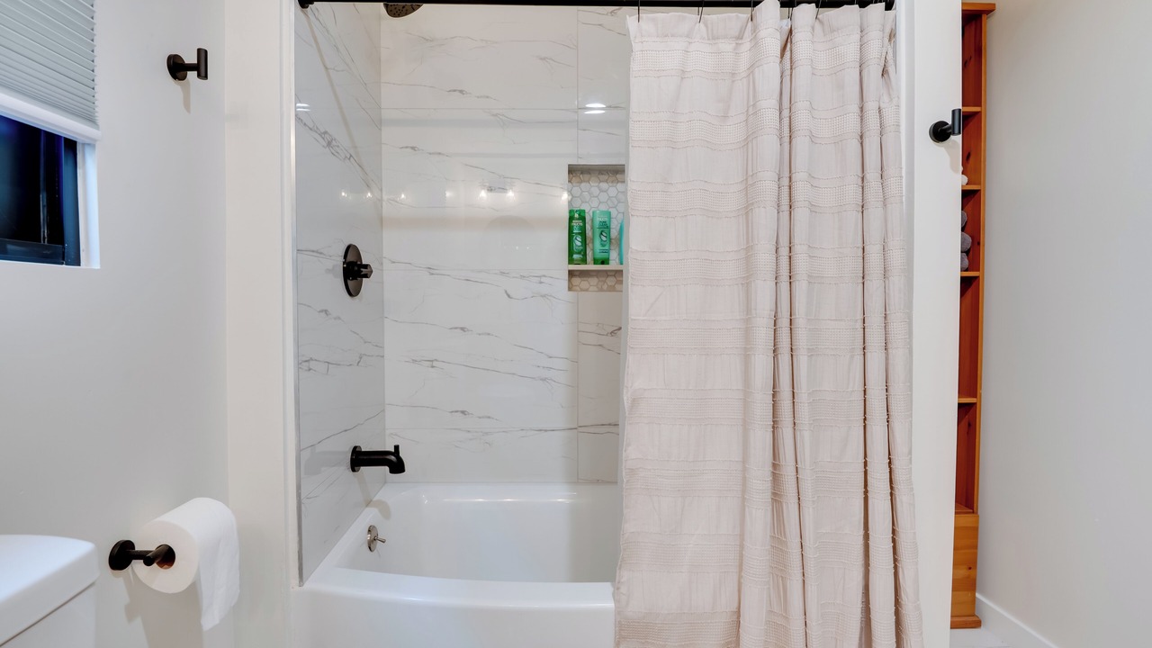 Photo of Bathroom in Del Rey
