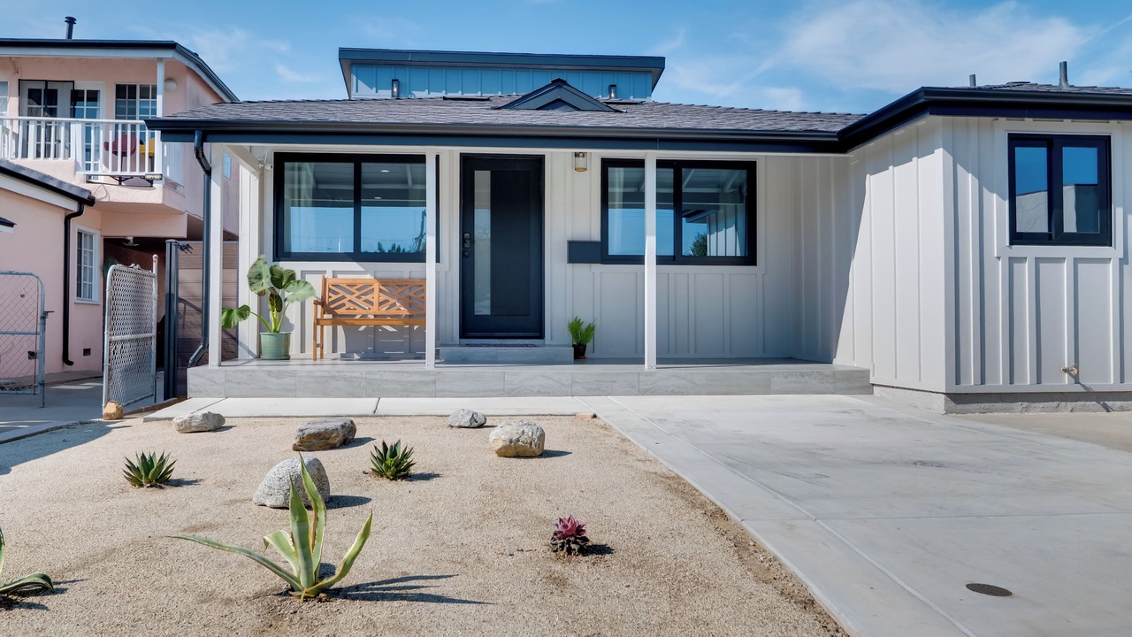 Photo of Outdoor in Del Rey