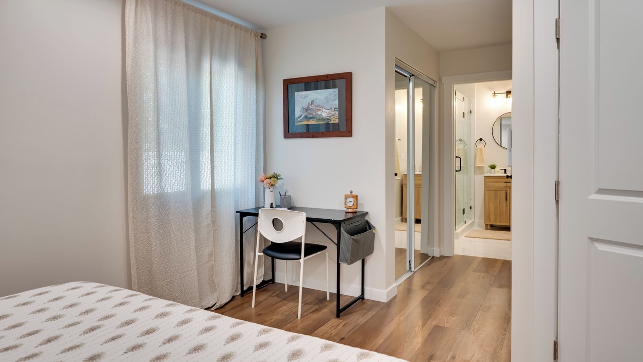 Photo of Bedroom in Del Rey