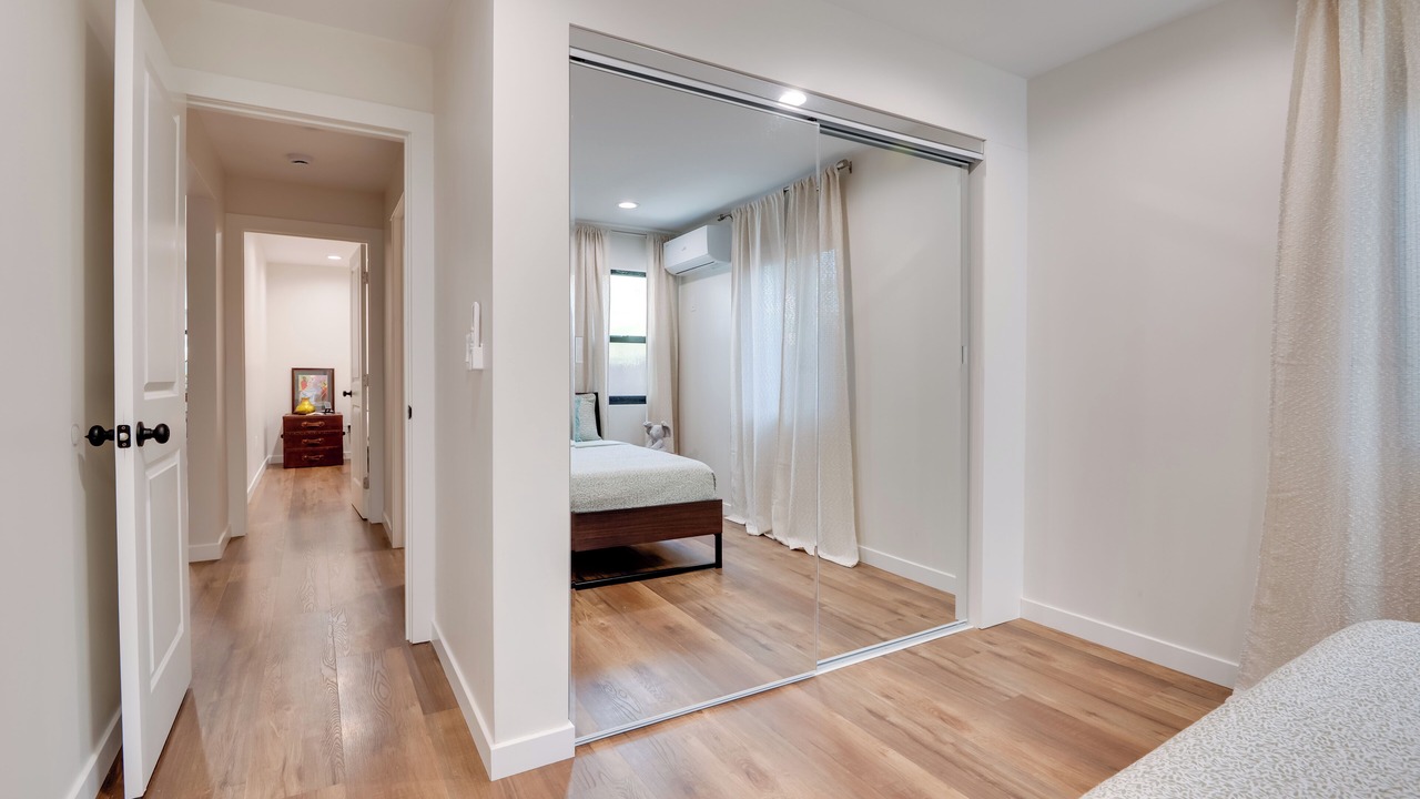 Photo of Bedroom in Del Rey