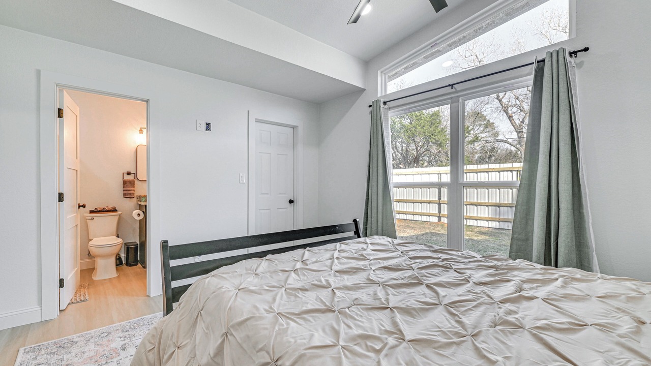 Photo of Bedroom in Pottsboro