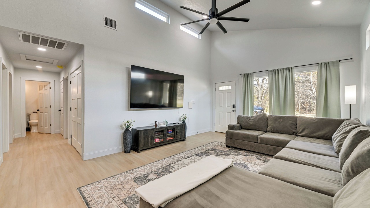 Photo of Livingroom in Pottsboro
