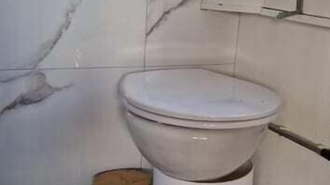 Photo of Bathroom in Mery-sur-Marne