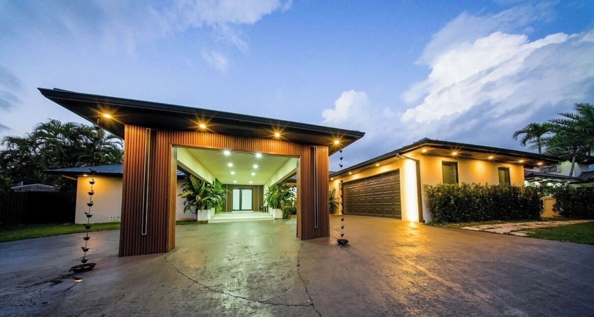 Photo of Outdoor in Tamiami
