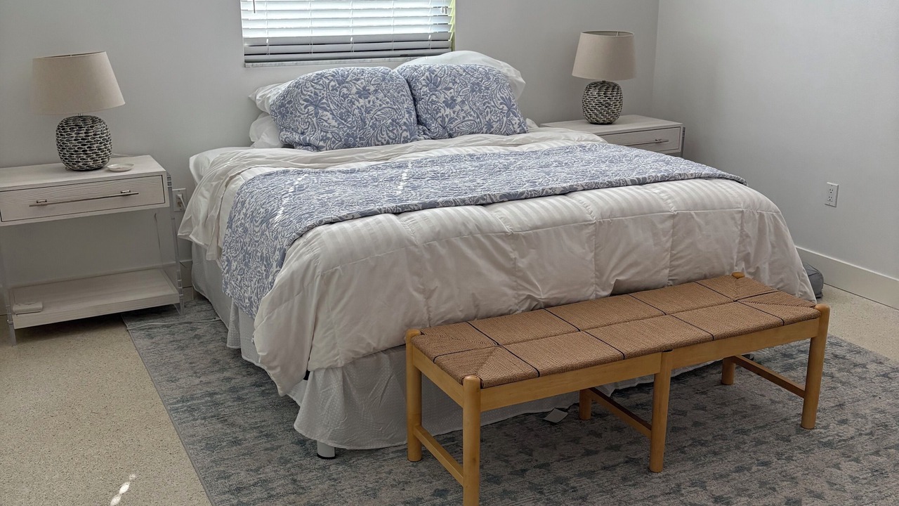 Photo of Bedroom in Golden Beach