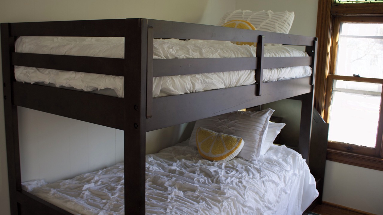 Photo of Bedroom in Melrose Park