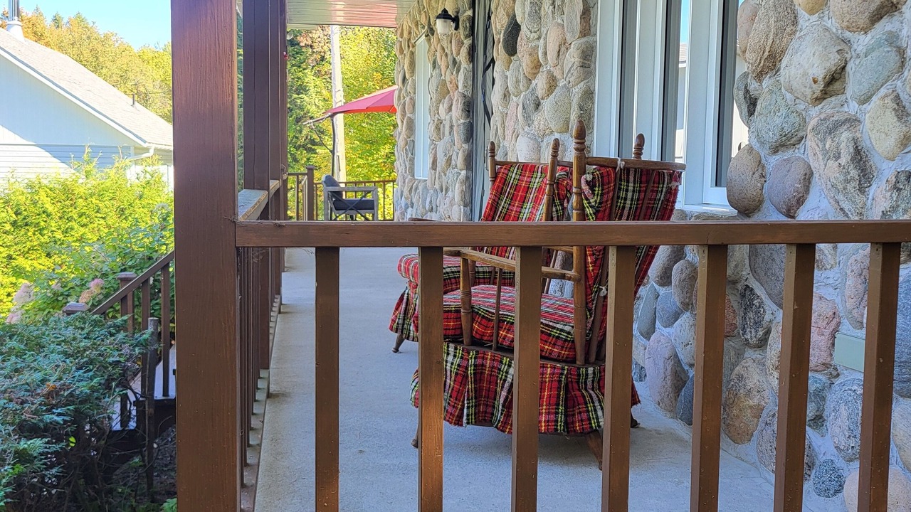 Photo of Patio Balcony in Notre-Dame-de-Pontmain