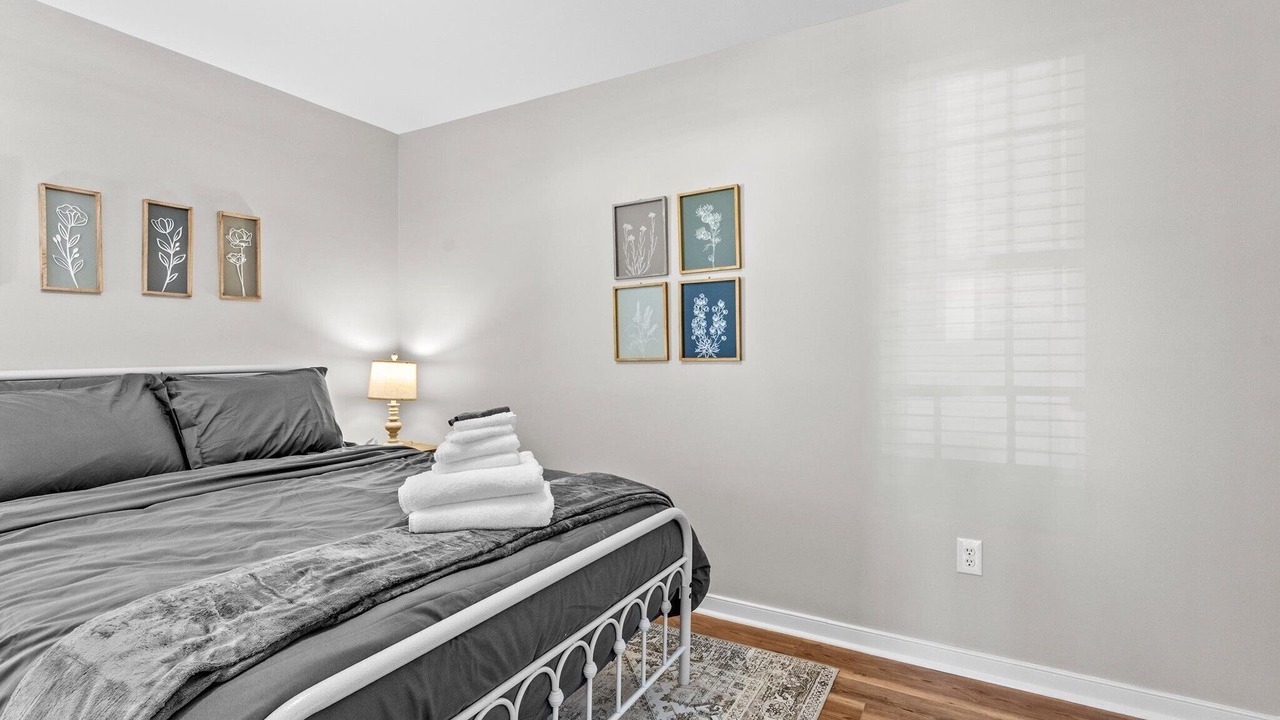 Photo of Bedroom in Midlothian