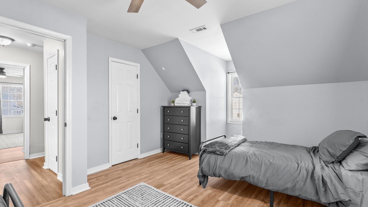 Photo of Bedroom in Midlothian
