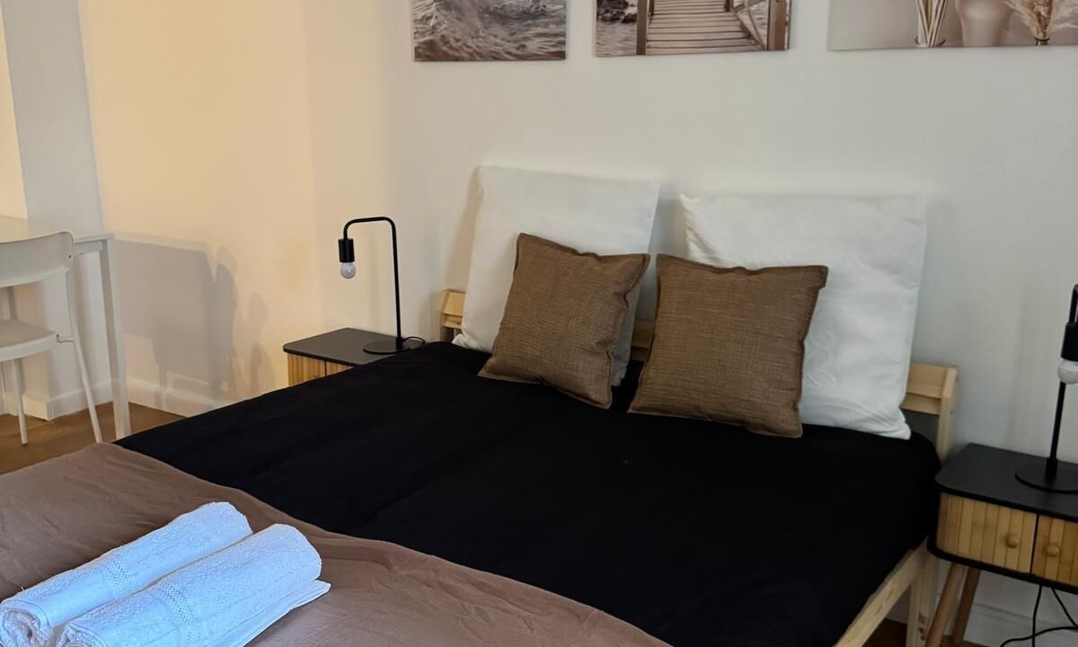 Photo of Bedroom in Saint-Fargeau