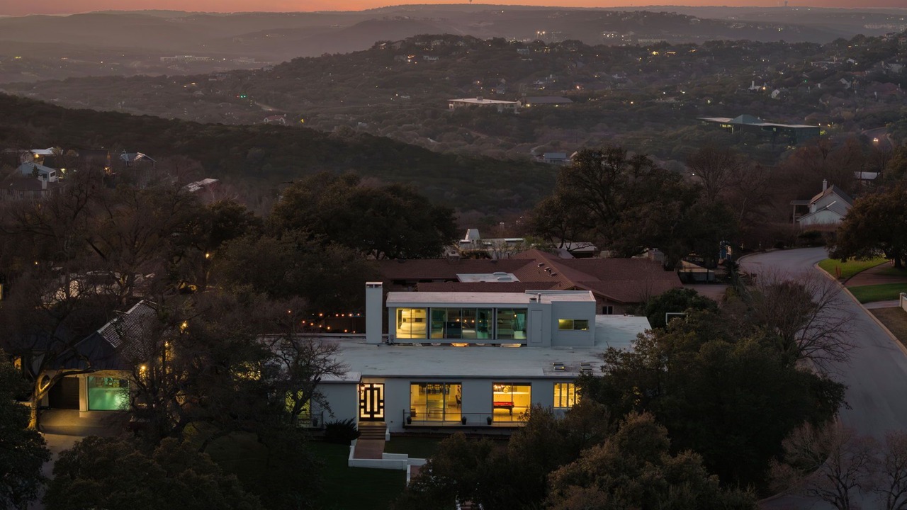 Photo of Outdoor in Highland Park West
