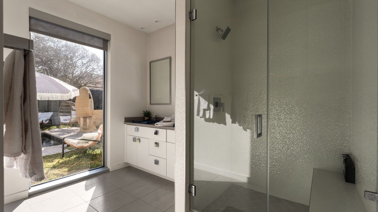 Photo of Bathroom in Highland Park West