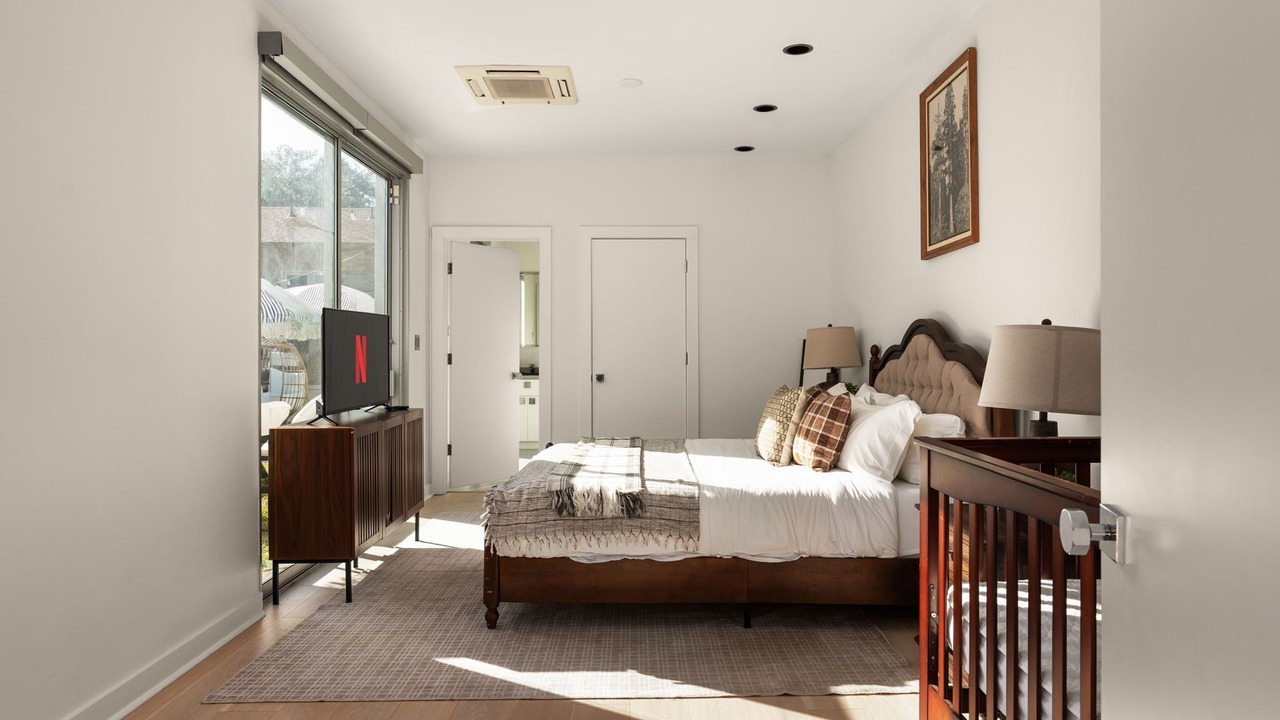 Photo of Bedroom in Highland Park West