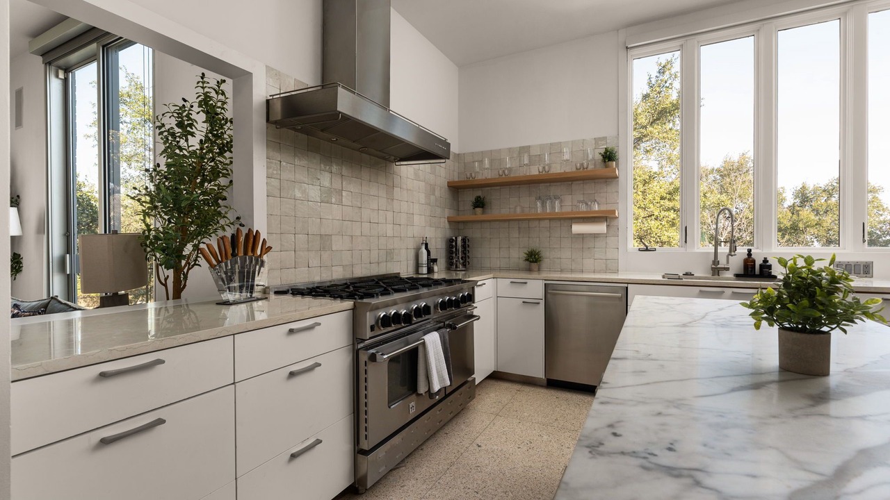 Photo of Kitchen in Highland Park West